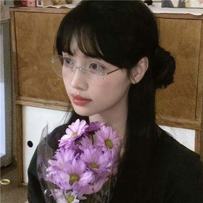 黑魔术学园海报